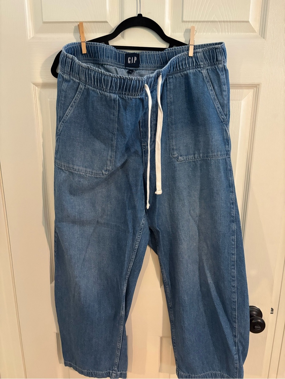 GAP barrel jeans